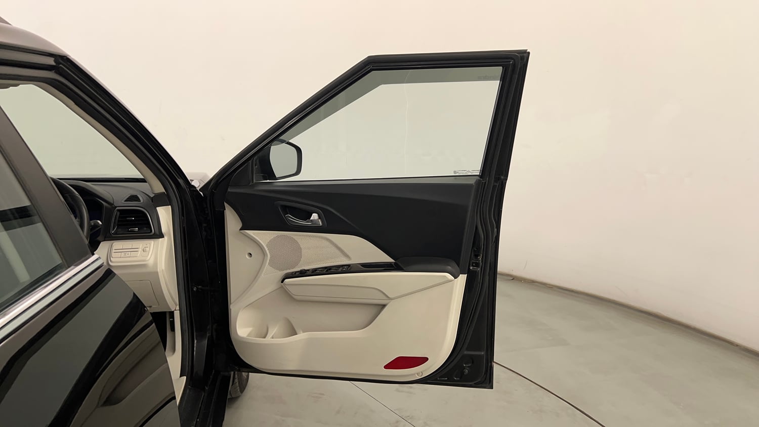 Used 2024 Mahindra XUV 3XO AX5 1.5 Diesel Diesel Manual interior RIGHT FRONT DOOR OPEN VIEW