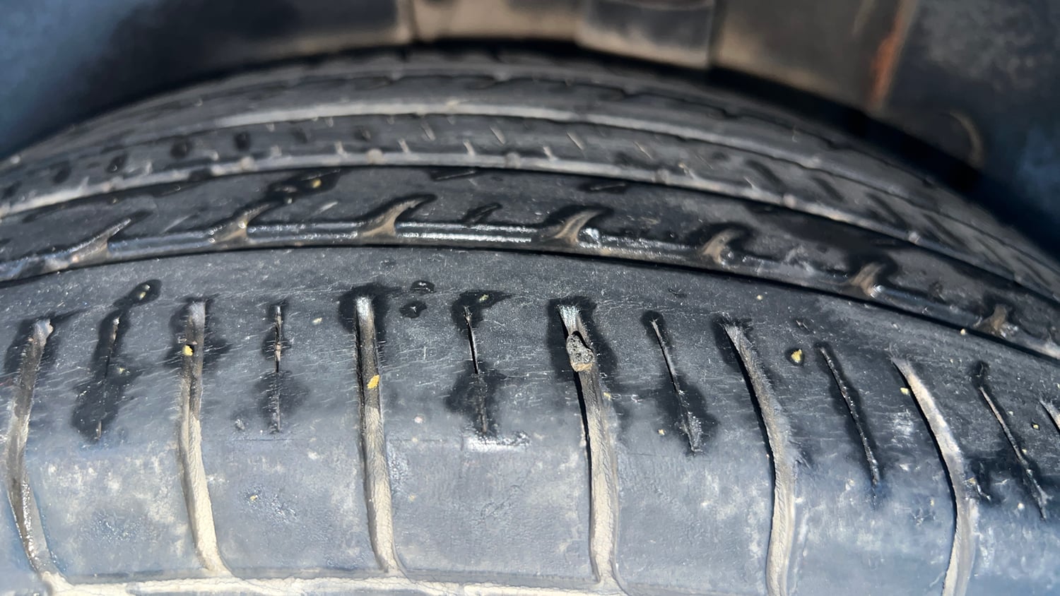 Used 2020 Kia Seltos GTX Plus 1.4 Petrol Manual tyres LEFT REAR TYRE TREAD VIEW