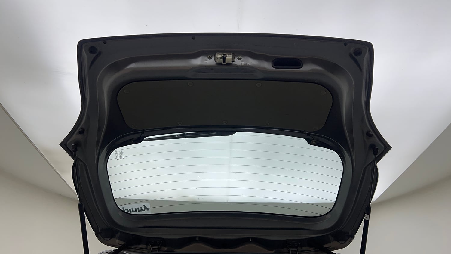 Used 2017 Maruti Suzuki Celerio ZXi AMT Petrol Automatic interior DICKY DOOR OPEN VIEW