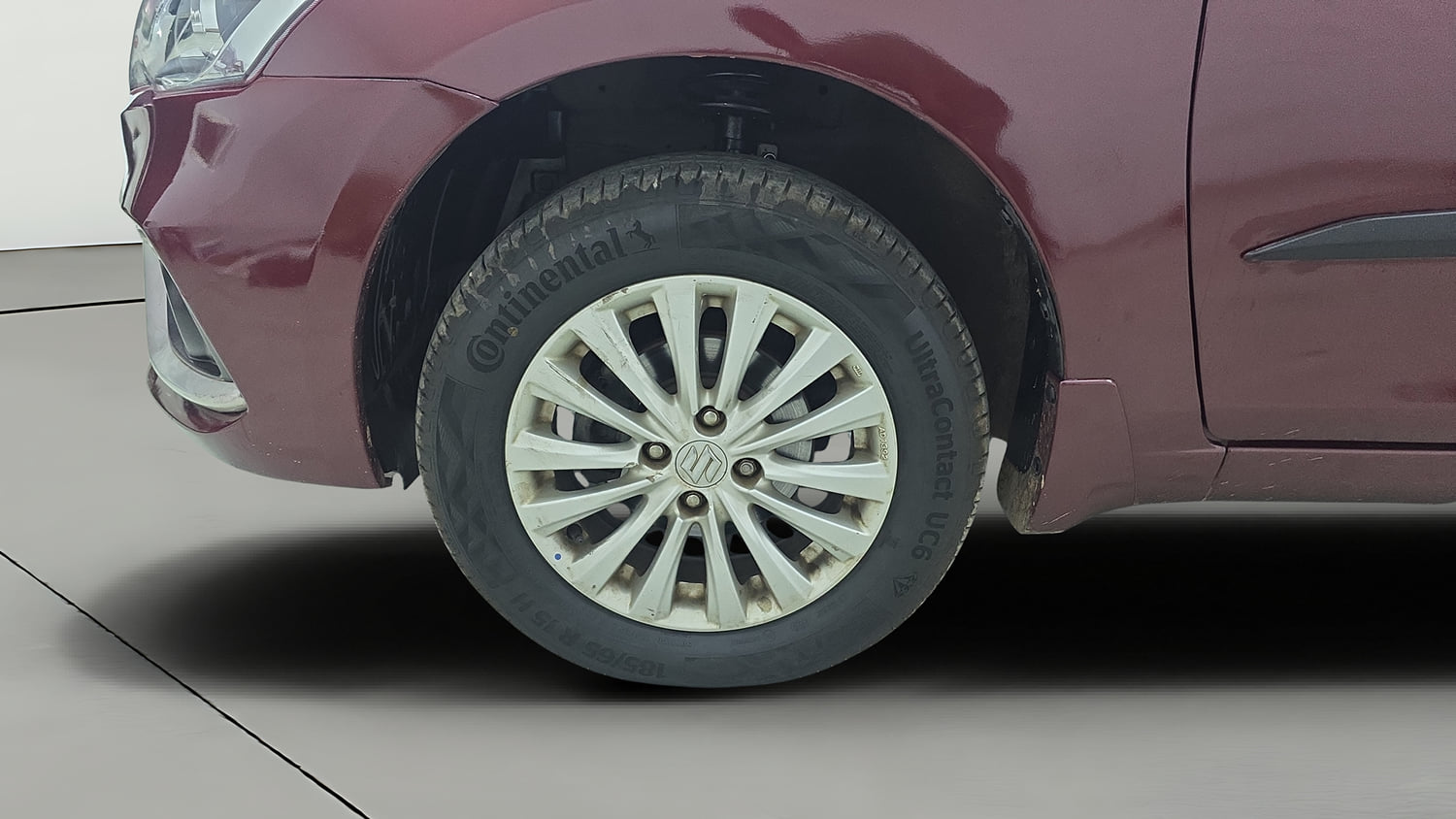 Used 2019 Maruti Suzuki Ciaz Delta Hybrid 1.5 Petrol Manual tyres LEFT FRONT TYRE RIM VIEW