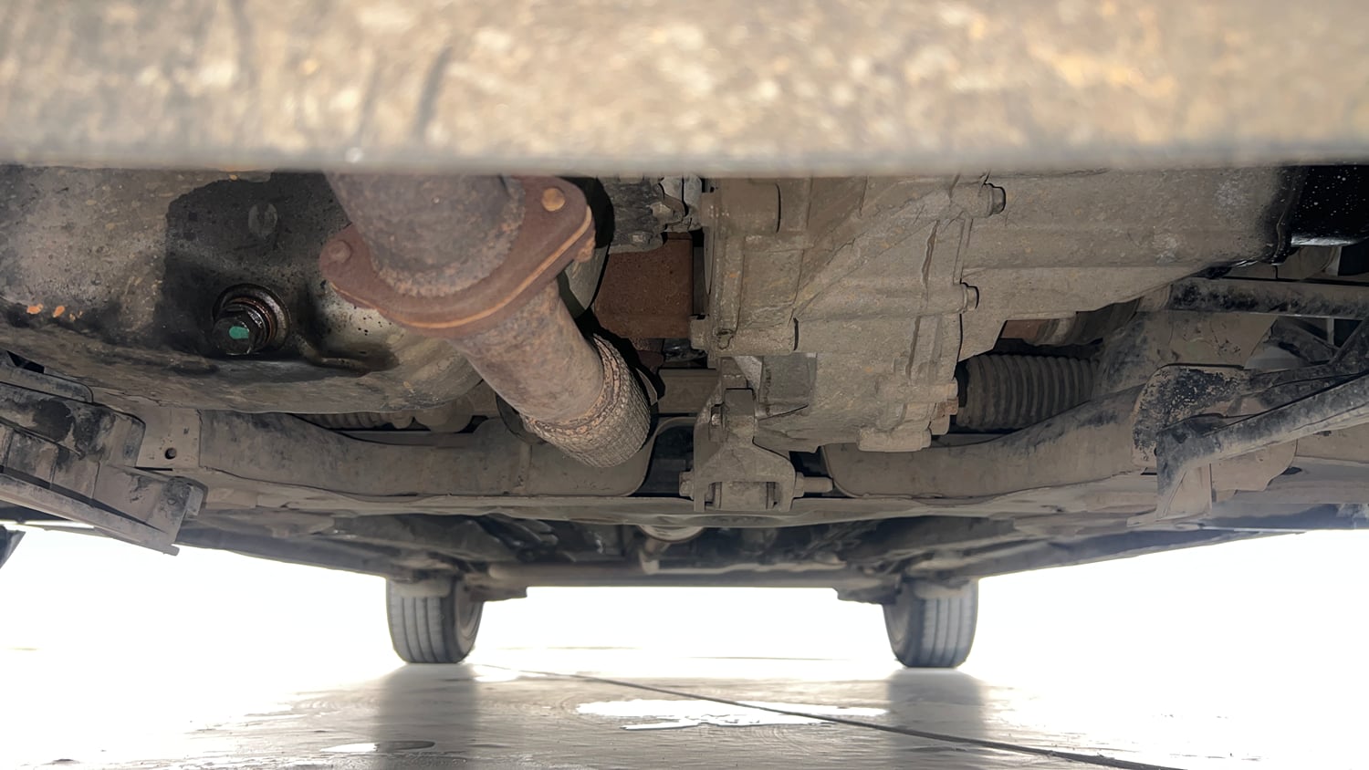 Used 2021 Tata Altroz XZ Petrol Petrol Manual extra FRONT LEFT UNDERBODY VIEW