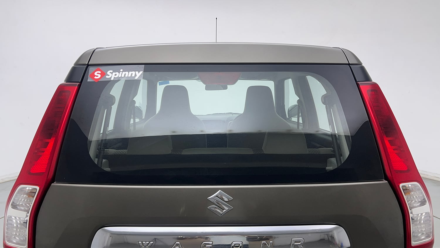 Used 2020 Maruti Suzuki Wagon R 1.0 LXi 1.0 Petrol Manual exterior BACK WINDSHIELD VIEW