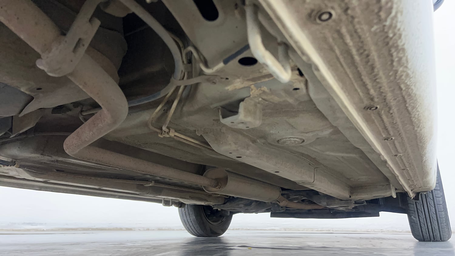 Used 2017 Maruti Suzuki Celerio VXI (O) AMT Petrol Automatic extra REAR RIGHT UNDERBODY VIEW