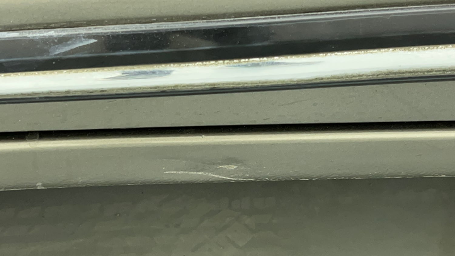 Used 2018 Maruti Suzuki Dzire VXi AMT Petrol Automatic dents MINOR DENT