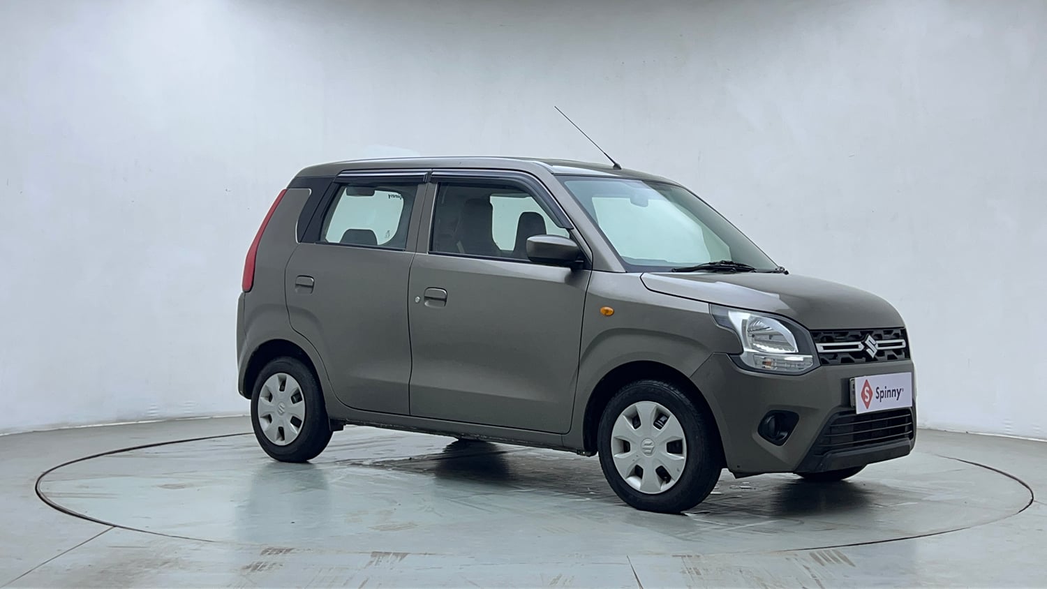 Used 2021 Maruti Suzuki Wagon R 1.0 VXi (O) 1.0 Petrol Manual exterior RIGHT FRONT CORNER VIEW