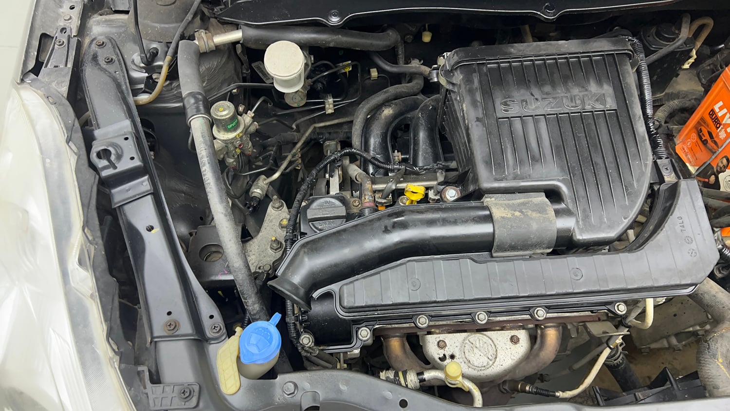 Used 2015 Maruti Suzuki Swift Dzire VXI Petrol Manual engine ENGINE RIGHT SIDE VIEW