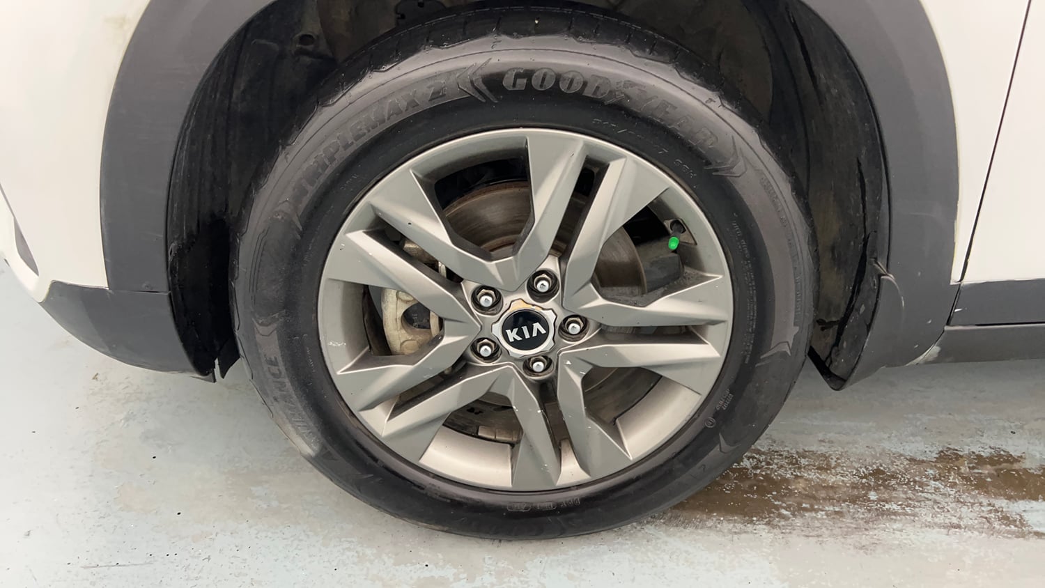 Used 2020 Kia Seltos HTX 1.5 Petrol Manual tyres LEFT FRONT TYRE RIM VIEW