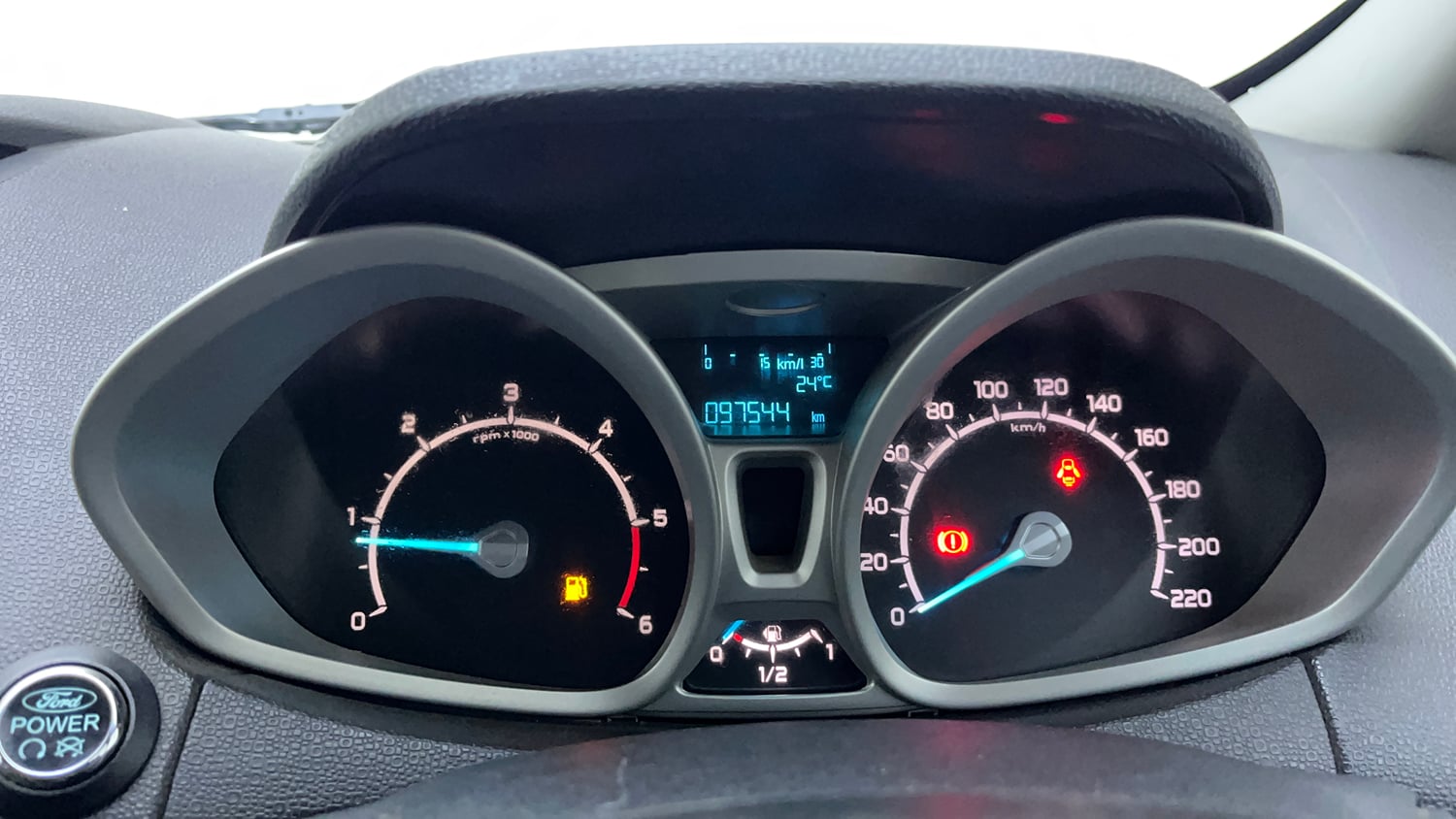 Used 2015 Ford EcoSport Titanium 1.5 TDCi (Opt) Diesel Manual interior CLUSTERMETER VIEW