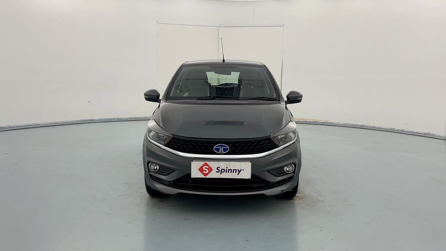 Used 2021 Tata Tiago XZ Petrol Manual exterior FRONT VIEW