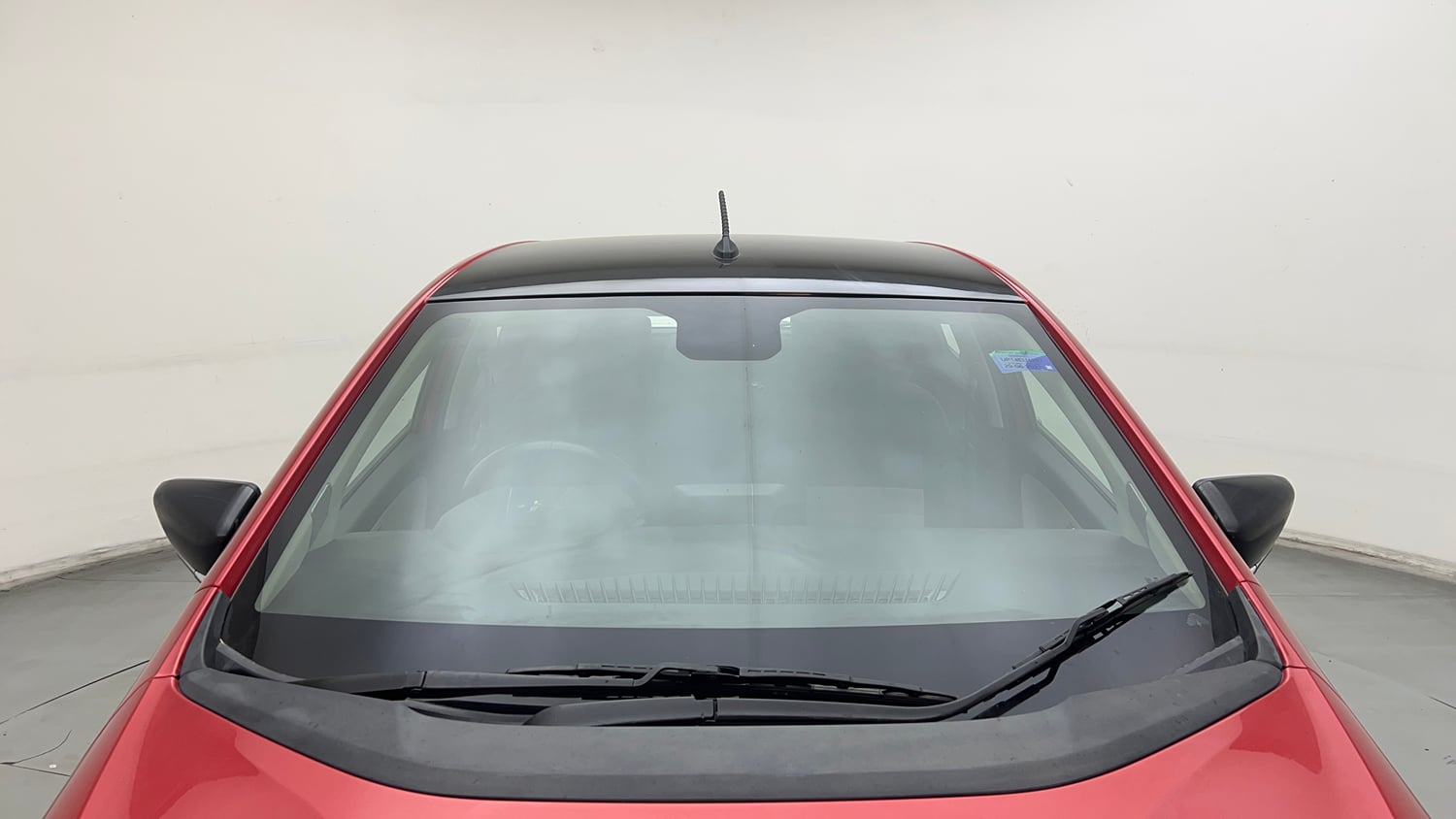 Used 2021 Tata Altroz XZ Petrol Petrol Manual exterior FRONT WINDSHIELD VIEW