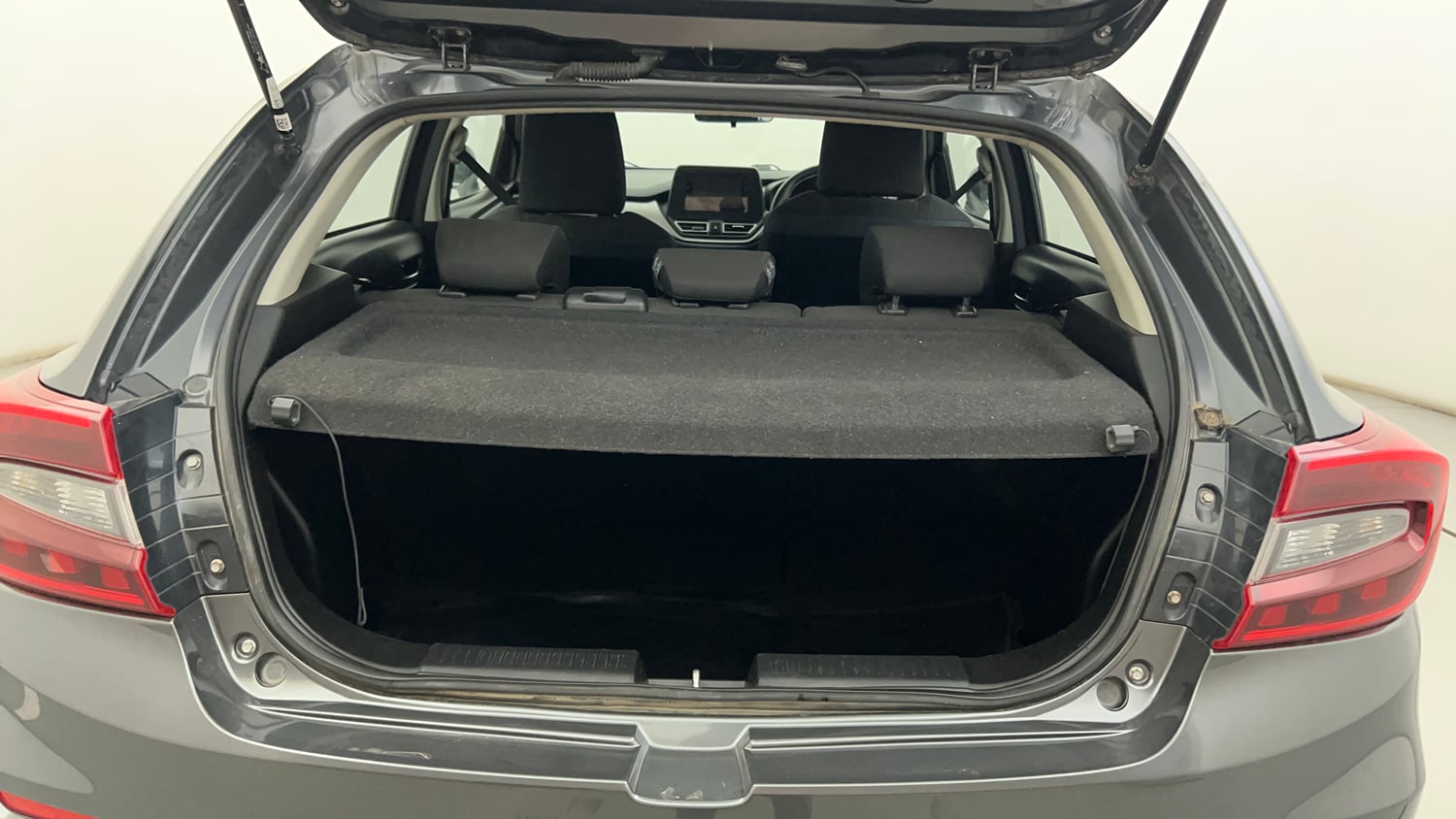Used 2023 Maruti Suzuki Baleno Zeta MT Petrol Manual interior DICKY INSIDE VIEW