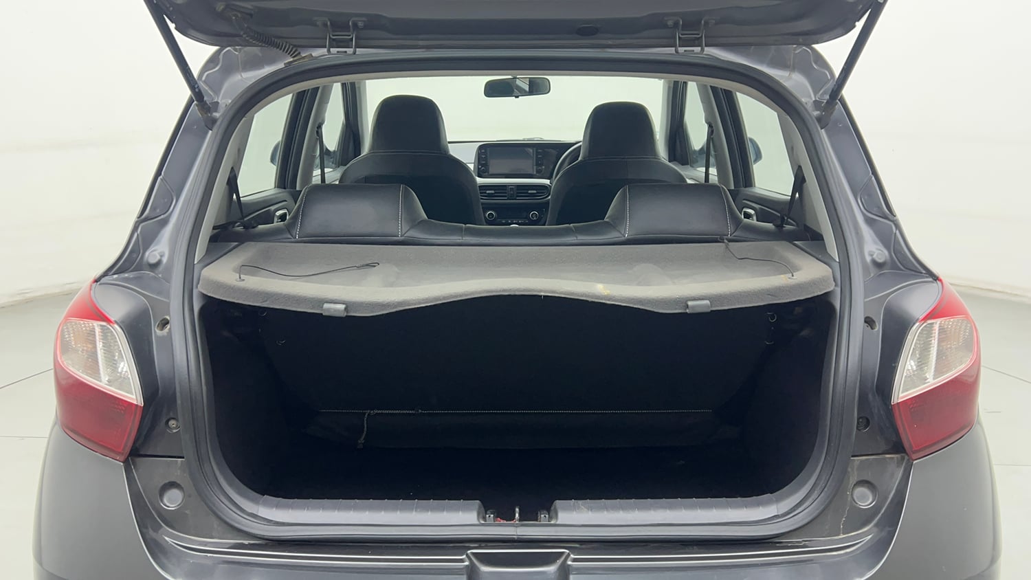 Used 2022 Hyundai Grand i10 Nios Sportz 1.2 Kappa VTVT Petrol Manual interior DICKY INSIDE VIEW