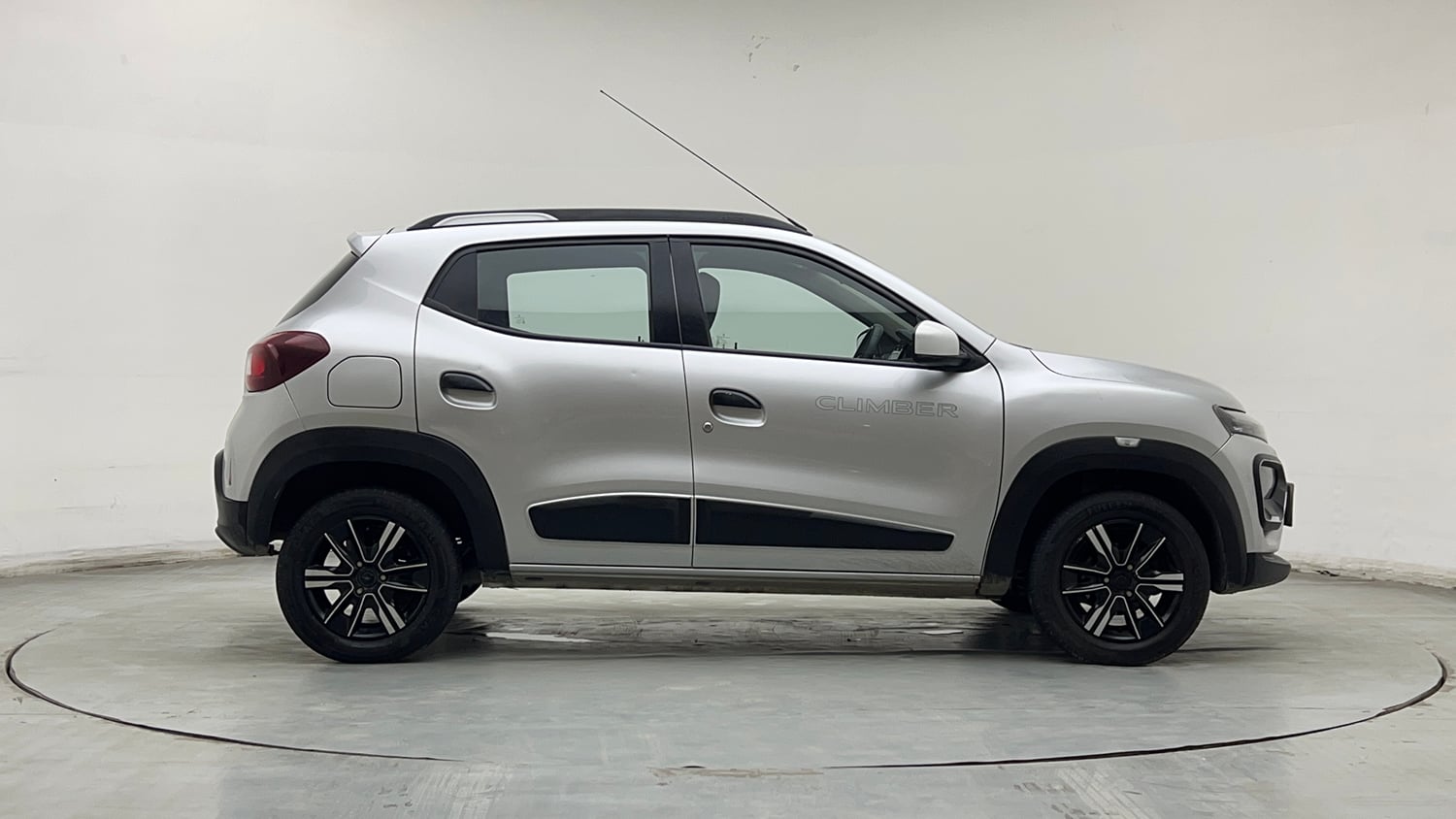 Used 2022 Renault Kwid CLIMBER AMT Petrol Automatic exterior RIGHT SIDE VIEW