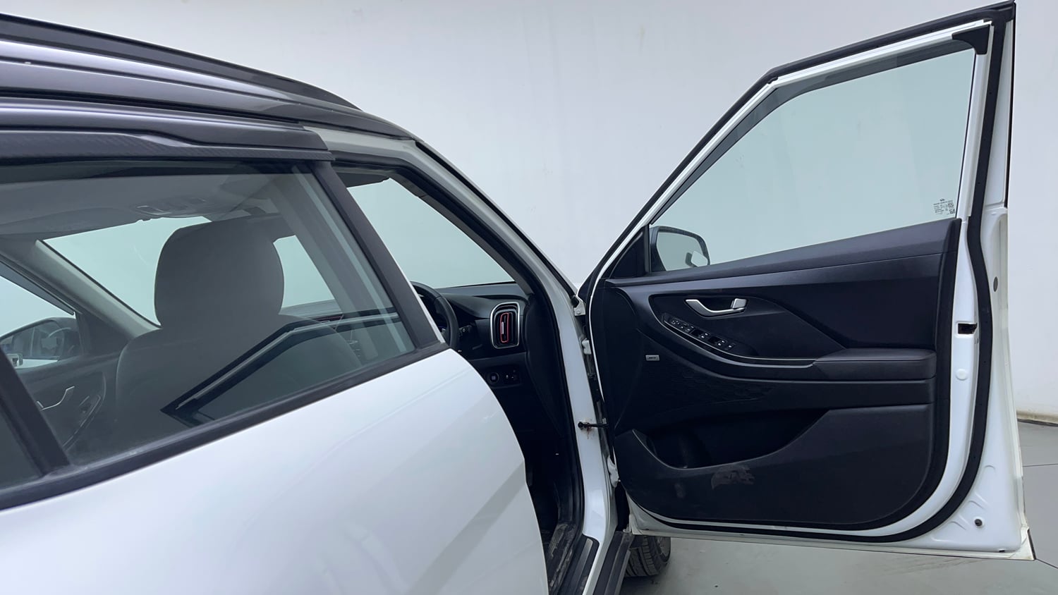 Used 2022 Hyundai Creta SX (O) 1.5 Petrol IVT Knight Petrol Automatic interior RIGHT FRONT DOOR OPEN VIEW