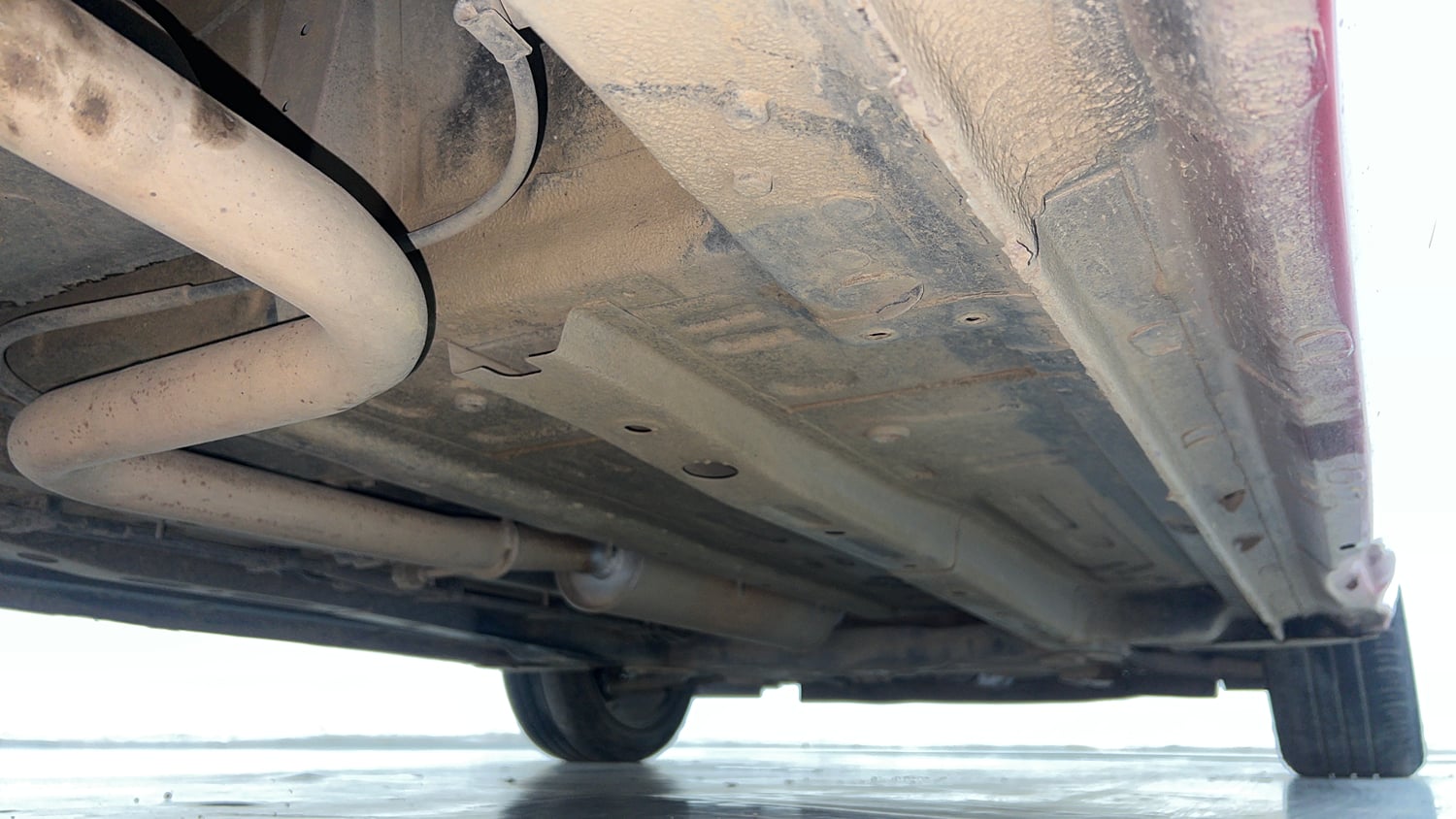 Used 2021 Tata Altroz XZ Petrol Petrol Manual extra REAR RIGHT UNDERBODY VIEW