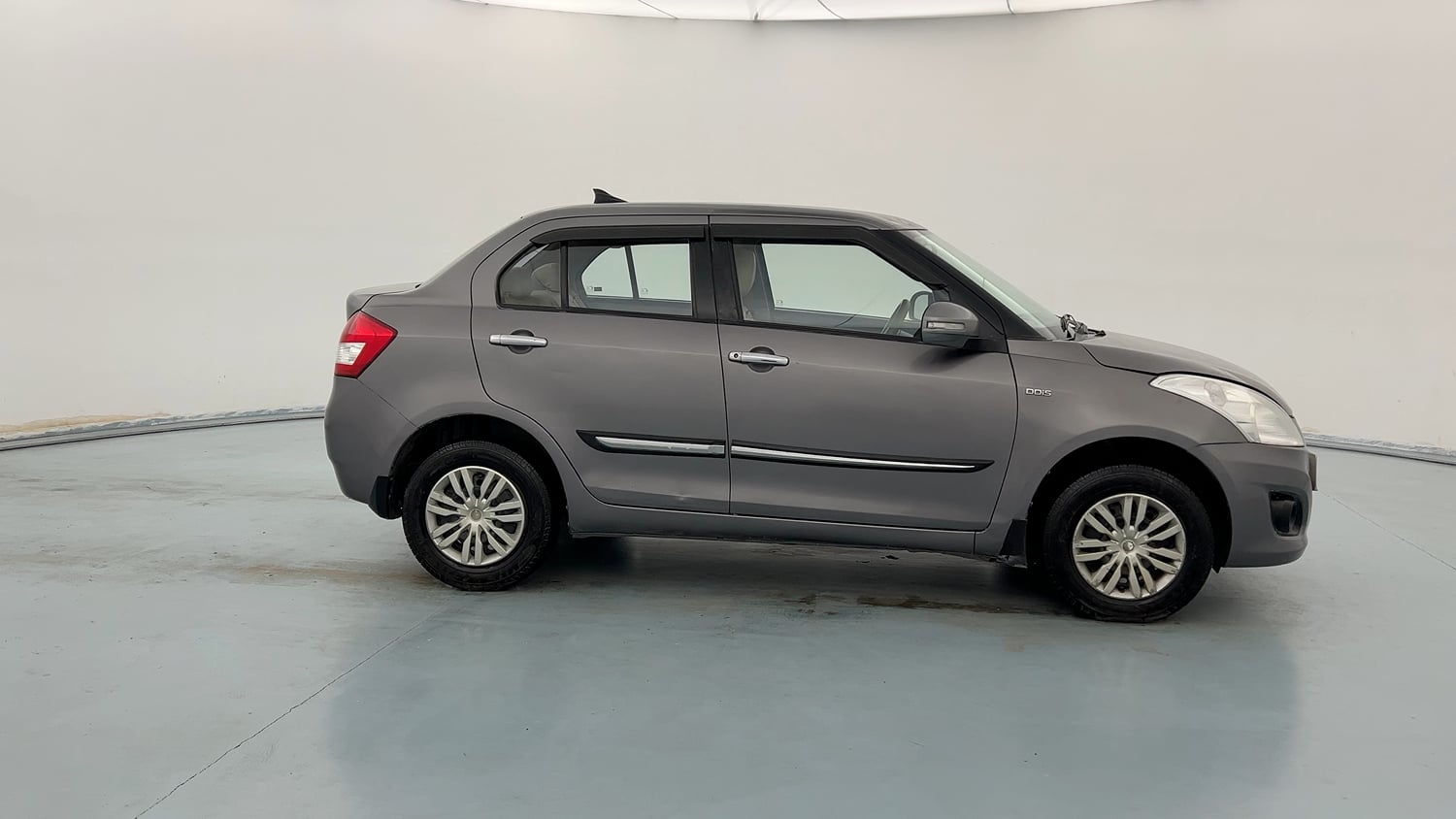 Used 2014 Maruti Suzuki Swift Dzire VDI Diesel Manual exterior RIGHT SIDE VIEW