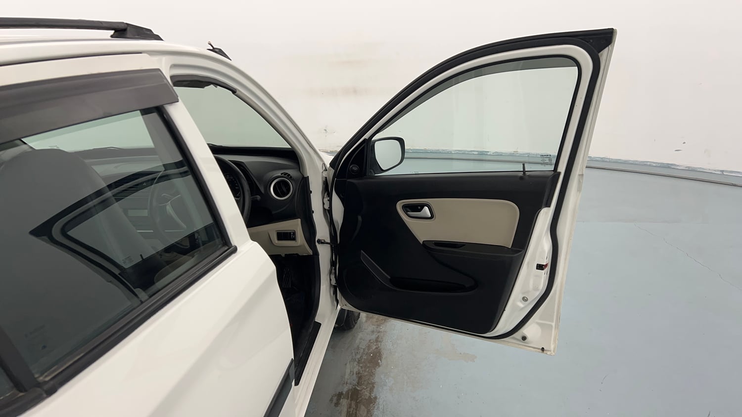 Used 2020 Maruti Suzuki Alto 800 VXi Petrol Manual interior RIGHT FRONT DOOR OPEN VIEW
