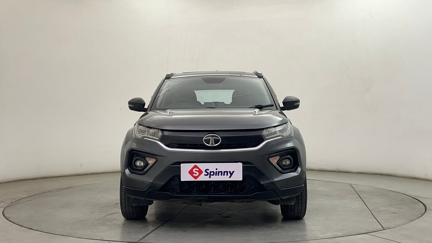 Used 2021 Tata Nexon XM (S) Petrol Manual exterior FRONT VIEW