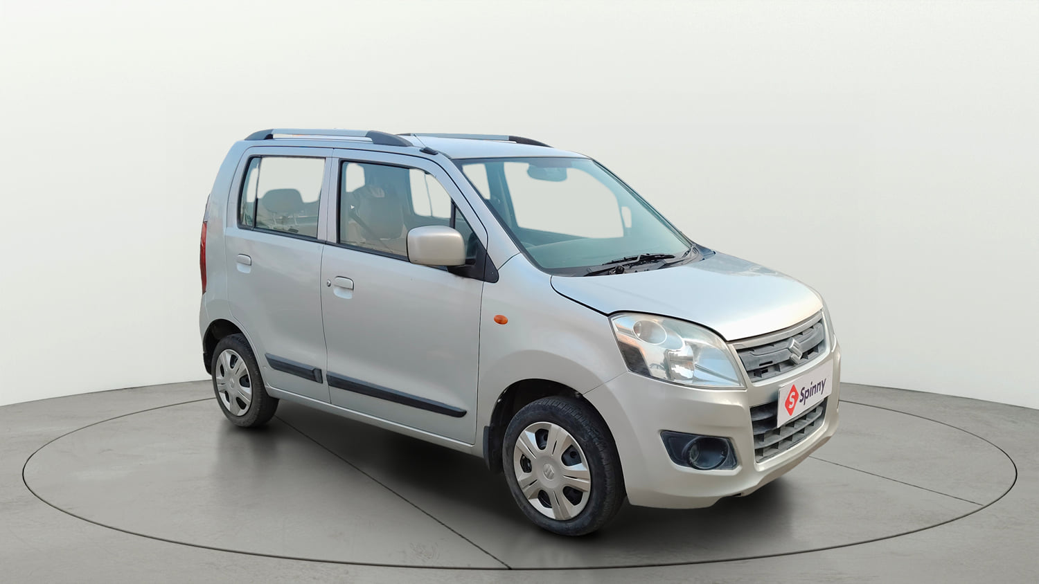 Used 2013 Maruti Suzuki Wagon R VXI Petrol Manual exterior RIGHT FRONT CORNER VIEW