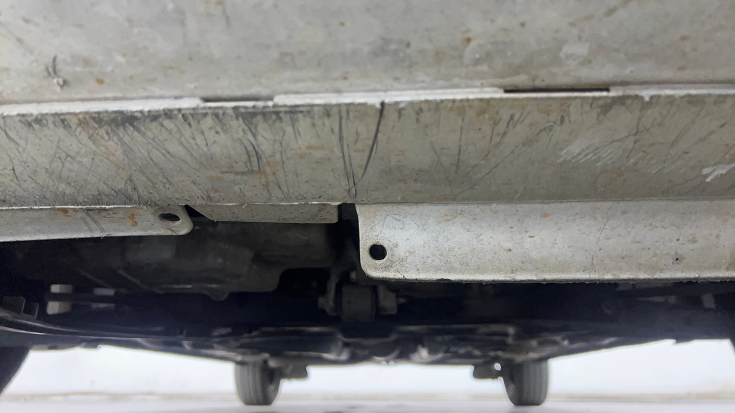 Used 2014 Honda Brio S MT Petrol Manual extra FRONT LEFT UNDERBODY VIEW