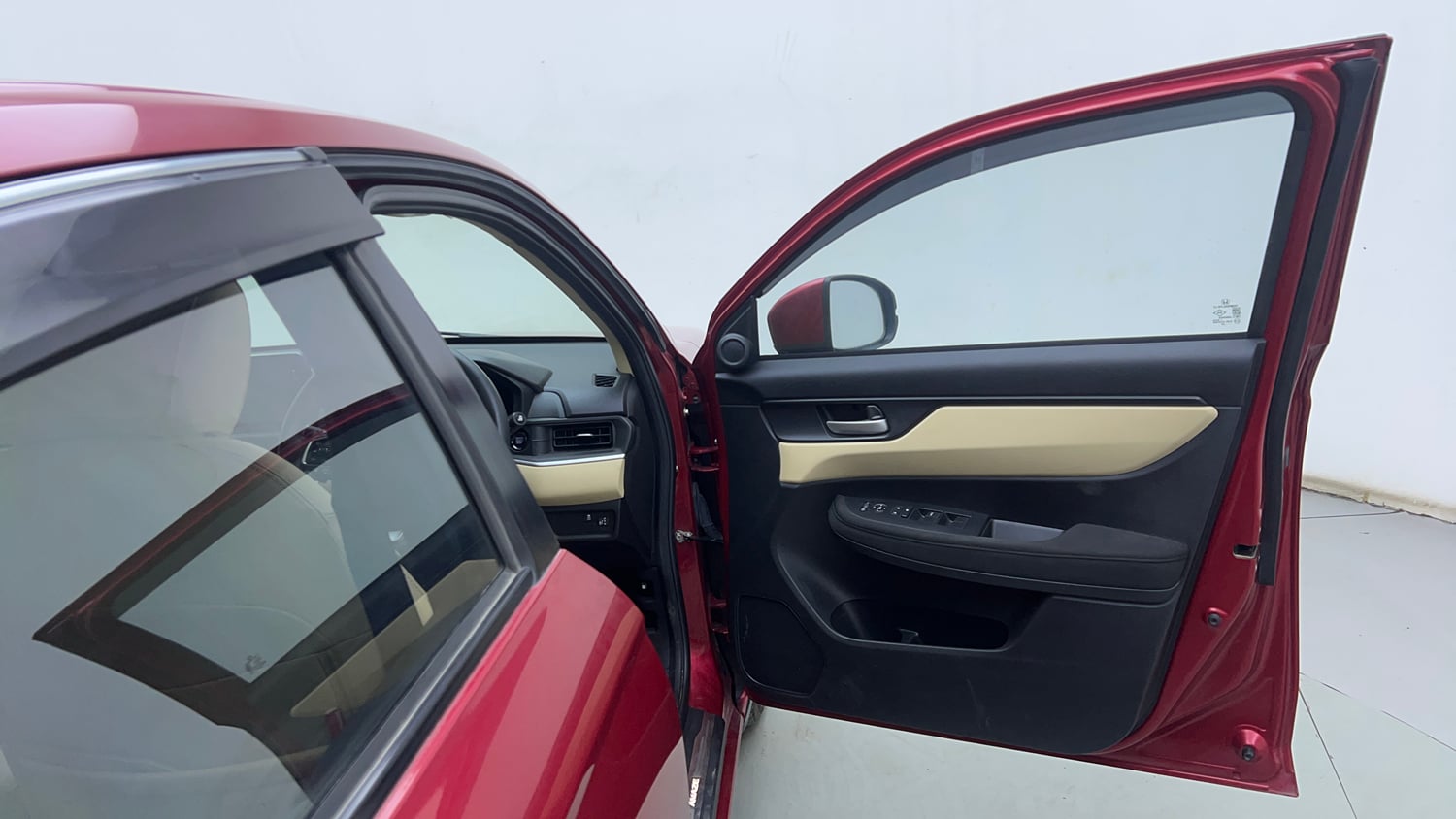 Used 2025 Honda Amaze ZX 1.2 Petrol CVT Petrol Automatic interior RIGHT FRONT DOOR OPEN VIEW