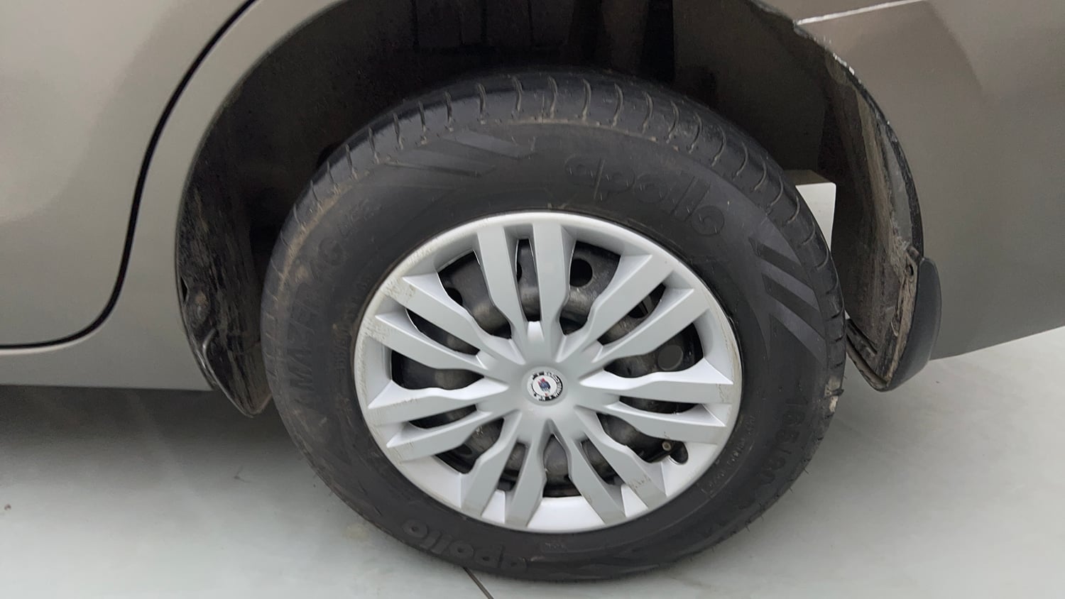 Used 2020 Maruti Suzuki Dzire VXi Petrol Manual tyres LEFT REAR TYRE RIM VIEW