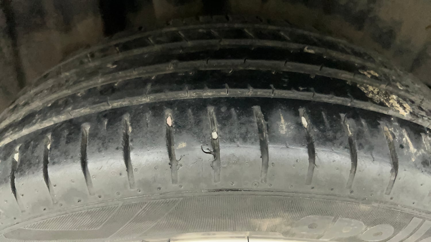 Used 2023 Maruti Suzuki Baleno Zeta MT Petrol Manual tyres RIGHT REAR TYRE TREAD VIEW