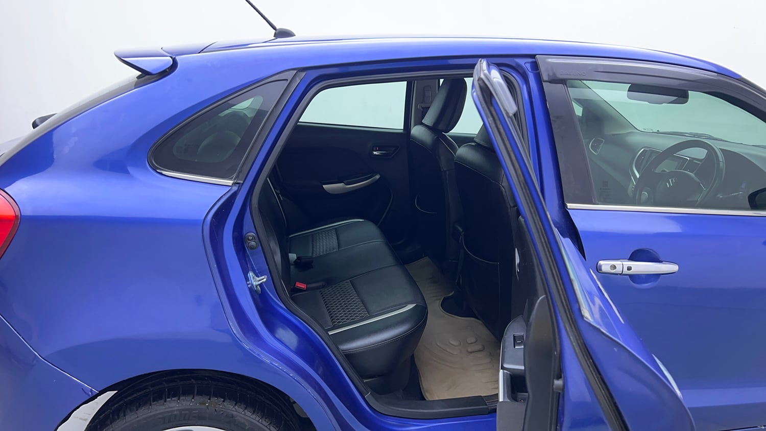 Used 2017 Maruti Suzuki Baleno Alpha 1.2 Petrol Manual interior RIGHT SIDE REAR DOOR CABIN VIEW