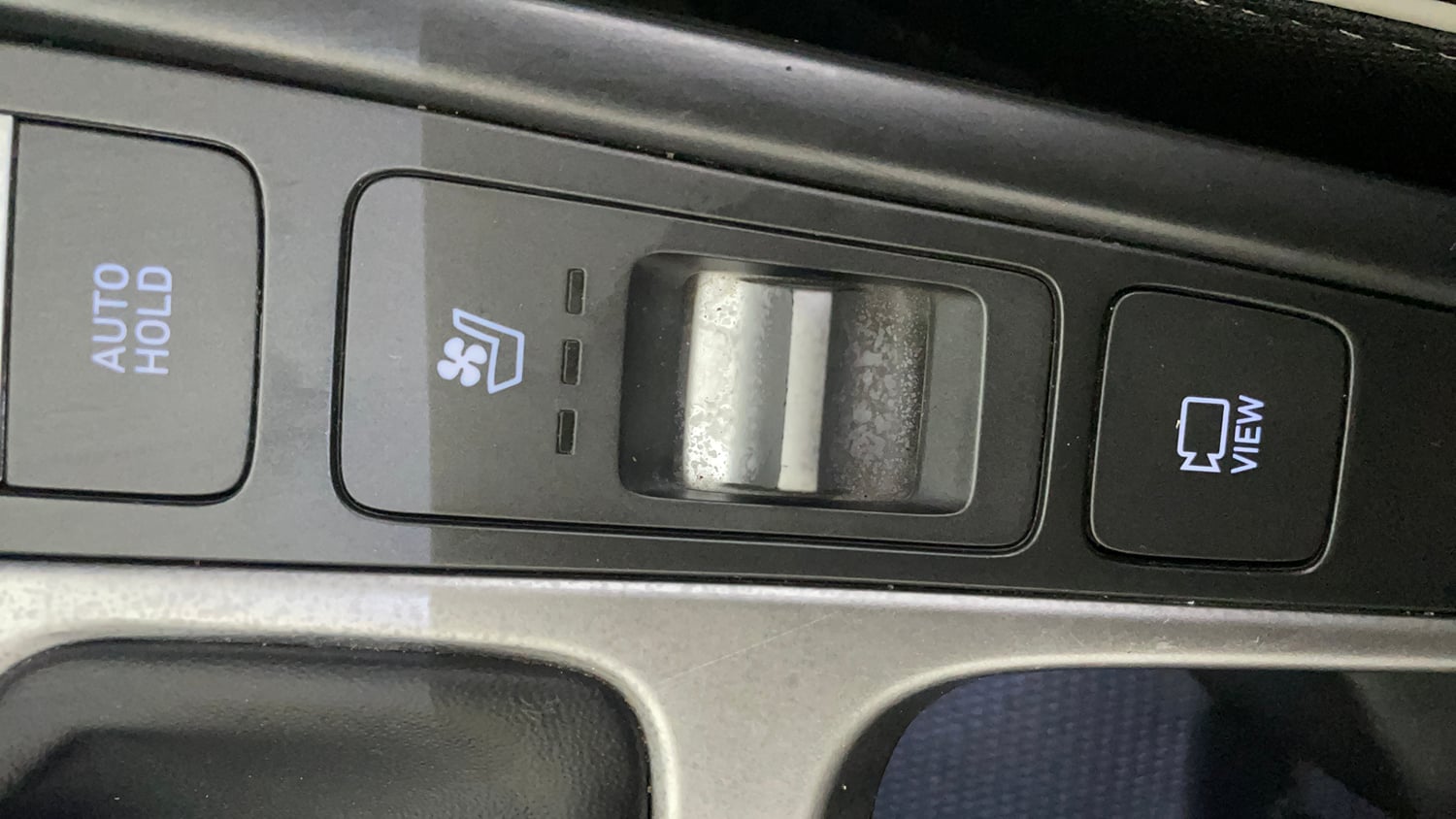 Used 2020 Hyundai Creta SX (O) 1.5 Petrol IVT Petrol Automatic top_features Ventilated seats