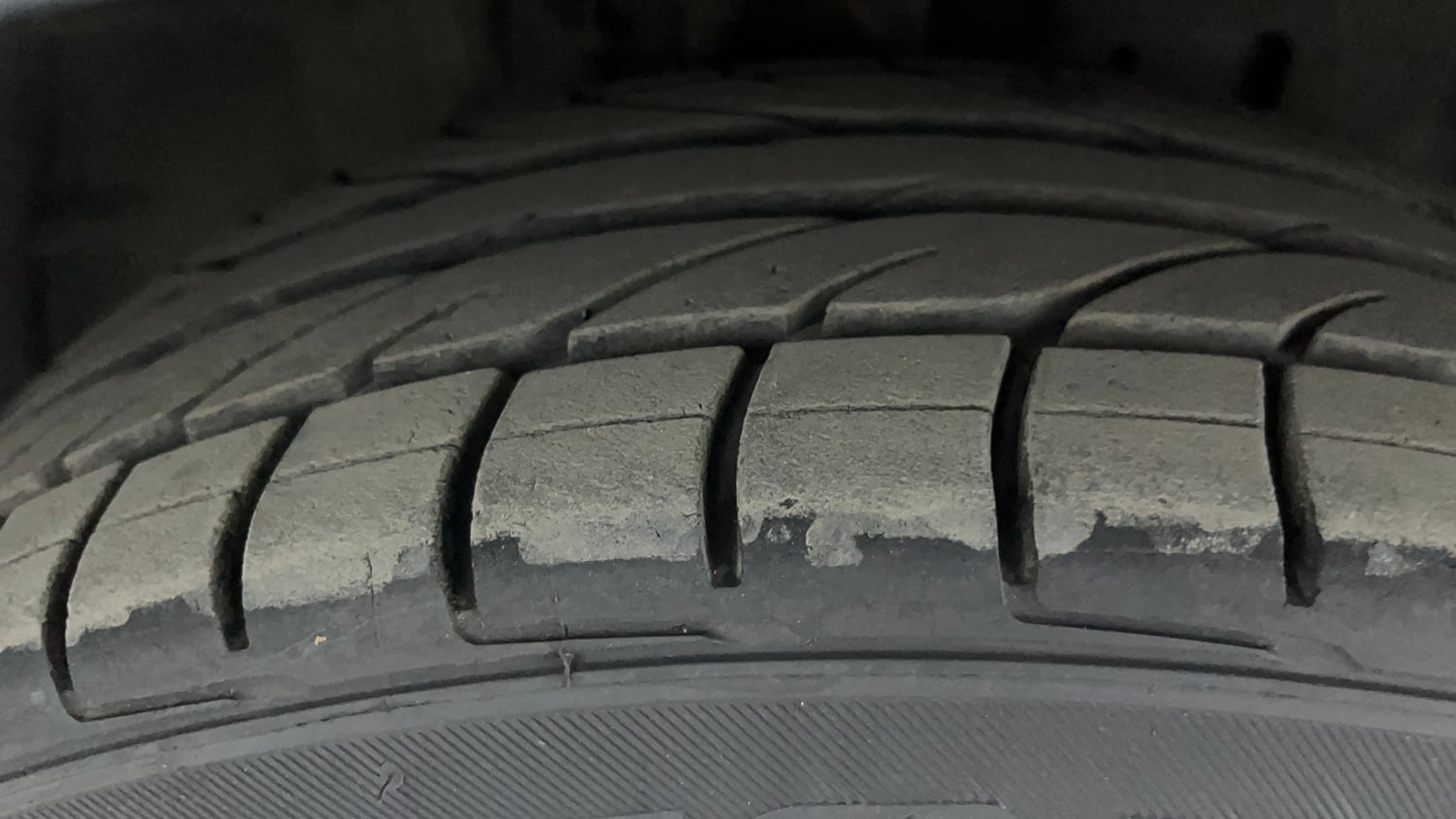 Used 2019 Ford EcoSport Titanium + 1.5L Ti-VCT AT Petrol Automatic tyres RIGHT FRONT TYRE TREAD VIEW