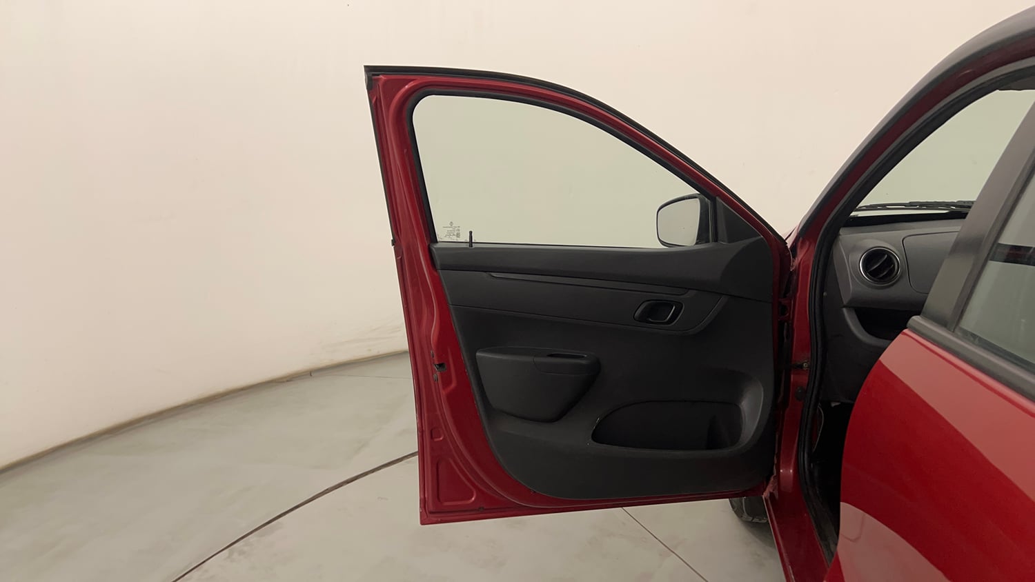 Used 2017 Renault Kwid RXT Petrol Manual interior LEFT FRONT DOOR OPEN VIEW