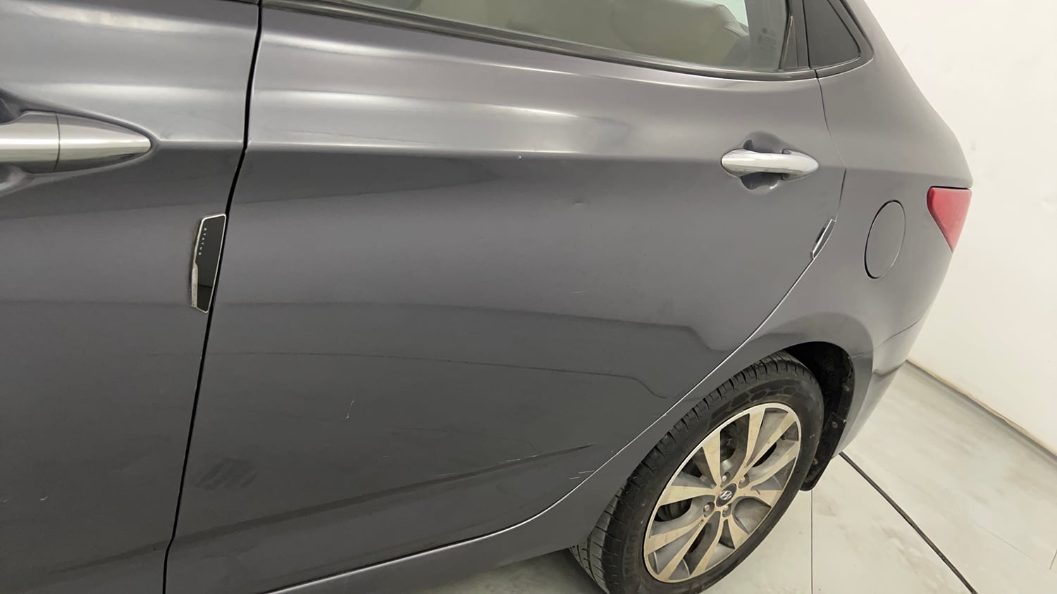 Used 2015 Hyundai Fluidic Verna 4S 1.6 VTVT SX Petrol Manual dents MINOR DENT