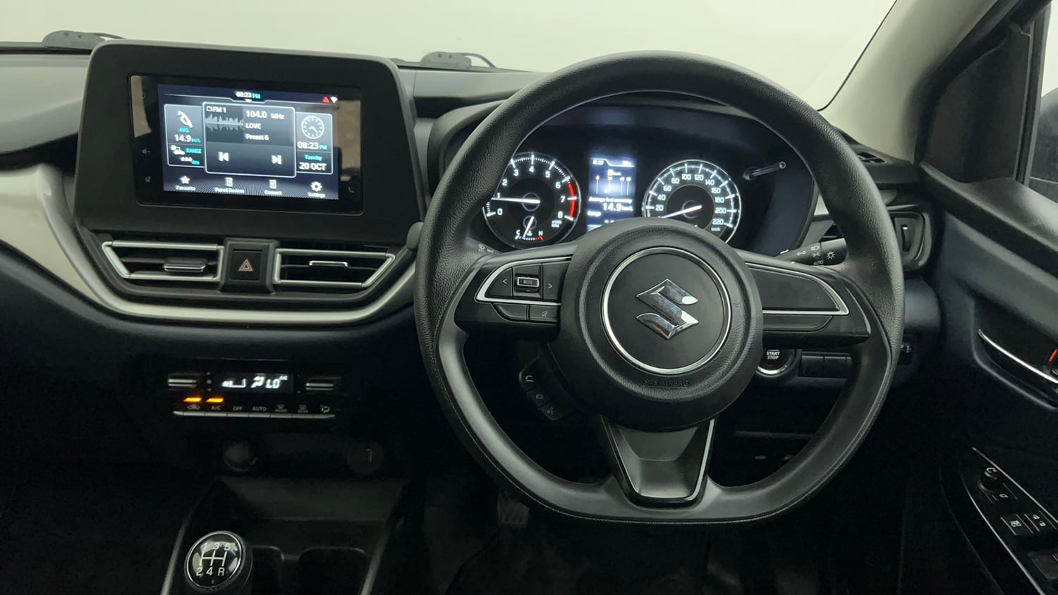 Used 2023 Maruti Suzuki Baleno Zeta MT Petrol Manual interior STEERING VIEW