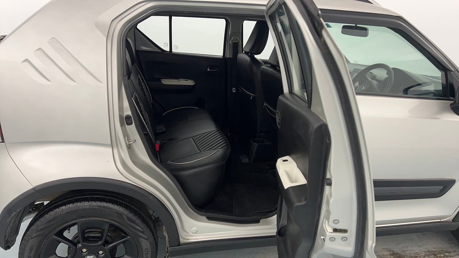 Used 2023 Maruti Suzuki Ignis Zeta 1.2 MT Petrol Manual interior RIGHT SIDE REAR DOOR CABIN VIEW