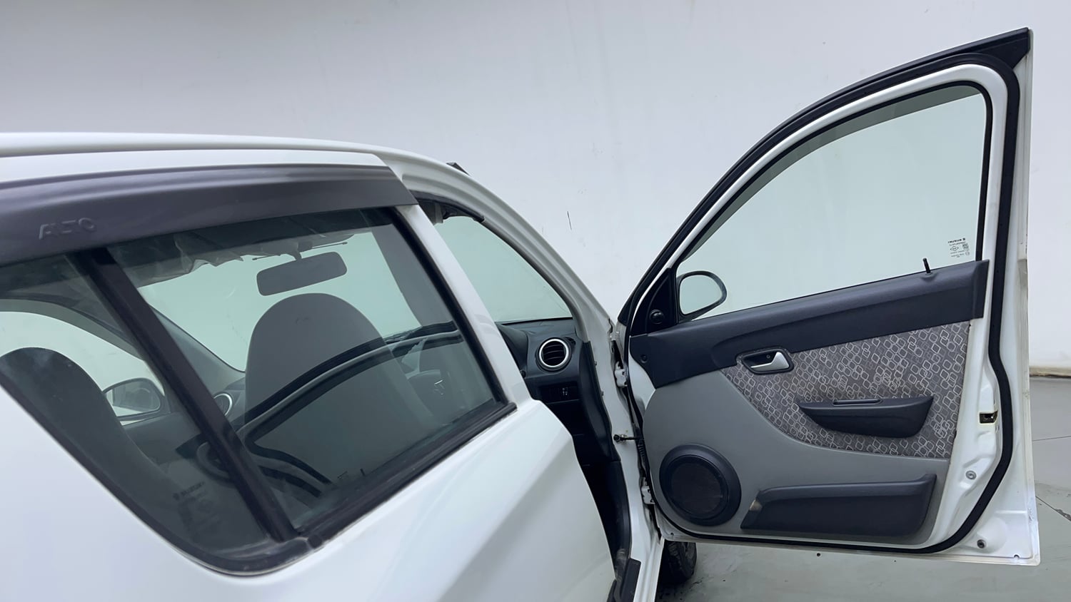 Used 2017 Maruti Suzuki Alto 800 VXi (O) Petrol Manual interior RIGHT FRONT DOOR OPEN VIEW