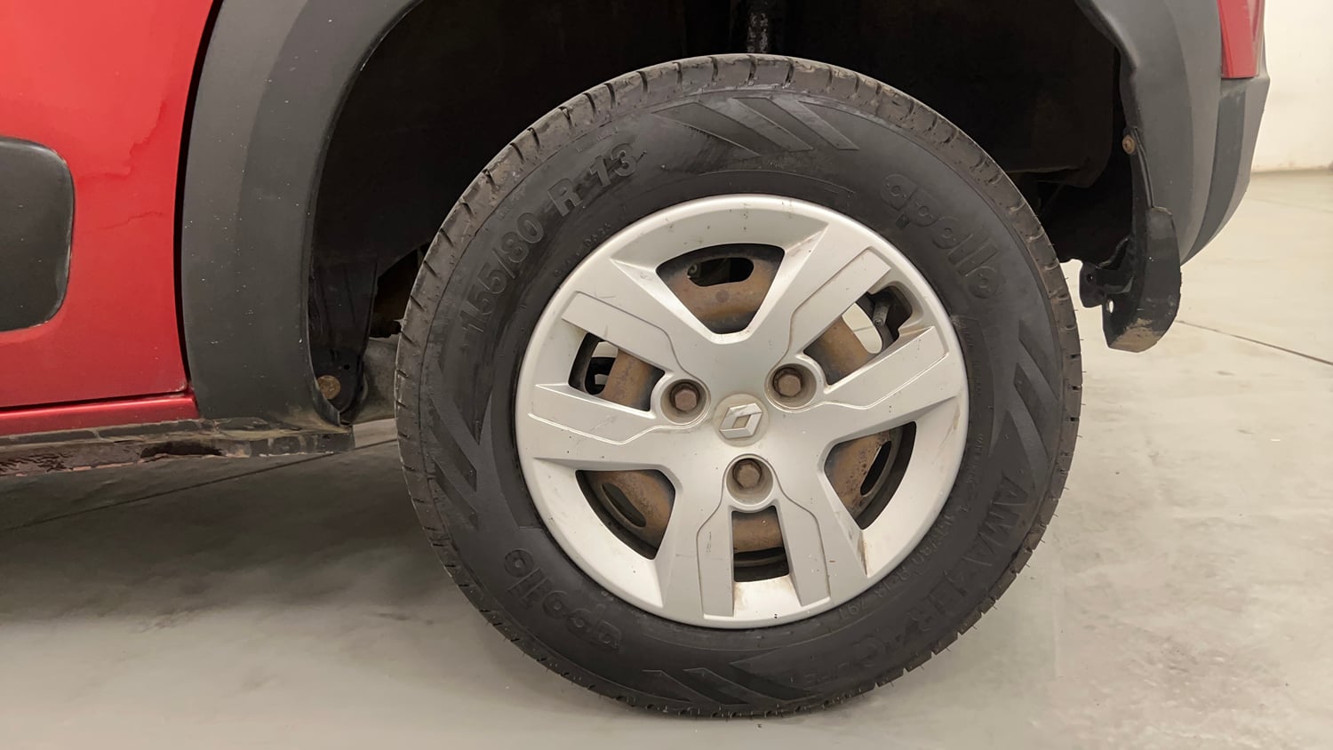 Used 2017 Renault Kwid RXT Petrol Manual tyres LEFT REAR TYRE RIM VIEW