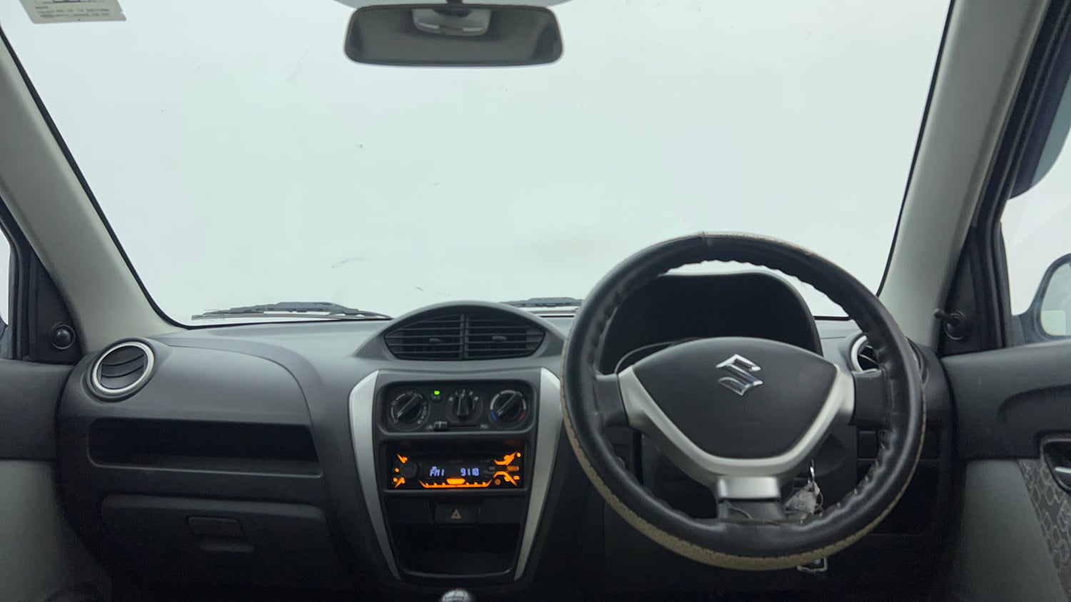 Used 2017 Maruti Suzuki Alto 800 LXi (O) Petrol Manual interior DASHBOARD VIEW