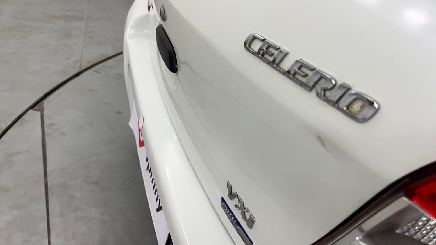 Used 2017 Maruti Suzuki Celerio VXI (O) AMT Petrol Automatic dents MINOR SCRATCH