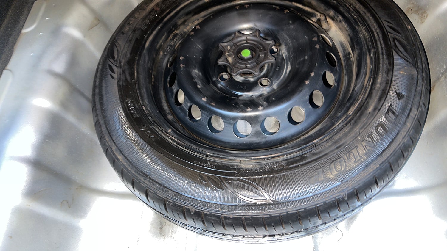 Used 2015 Hyundai Xcent S 1.2 Petrol Manual tyres SPARE TYRE VIEW