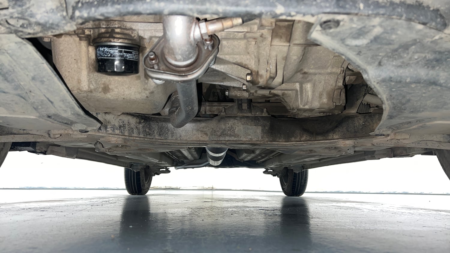 Used 2015 Maruti Suzuki Swift Dzire VXI Petrol Manual extra FRONT LEFT UNDERBODY VIEW