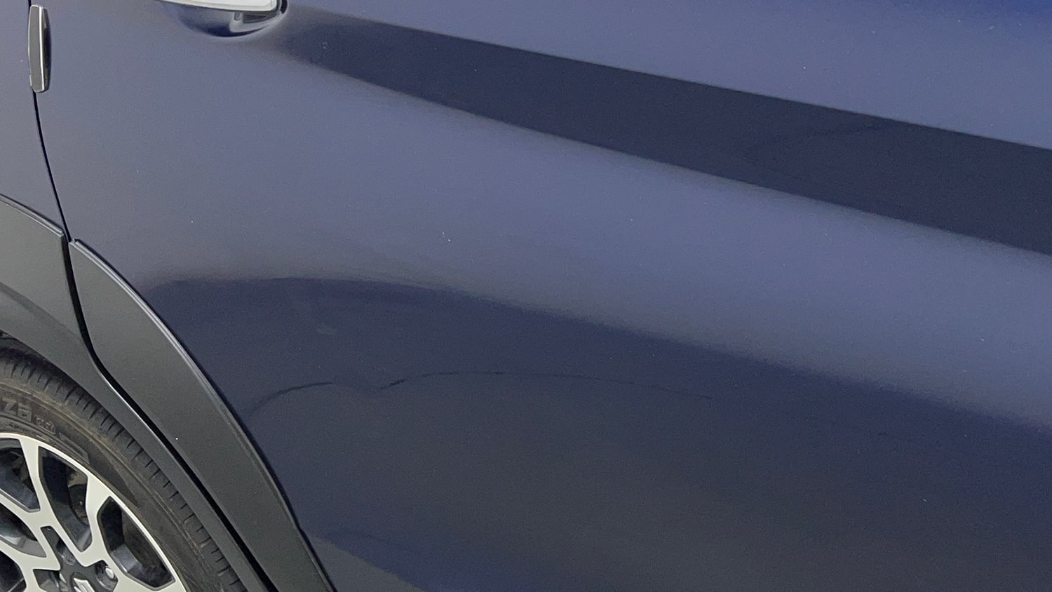 Used 2022 Maruti Suzuki XL6 Zeta MT Petrol Petrol Manual dents MINOR SCRATCH