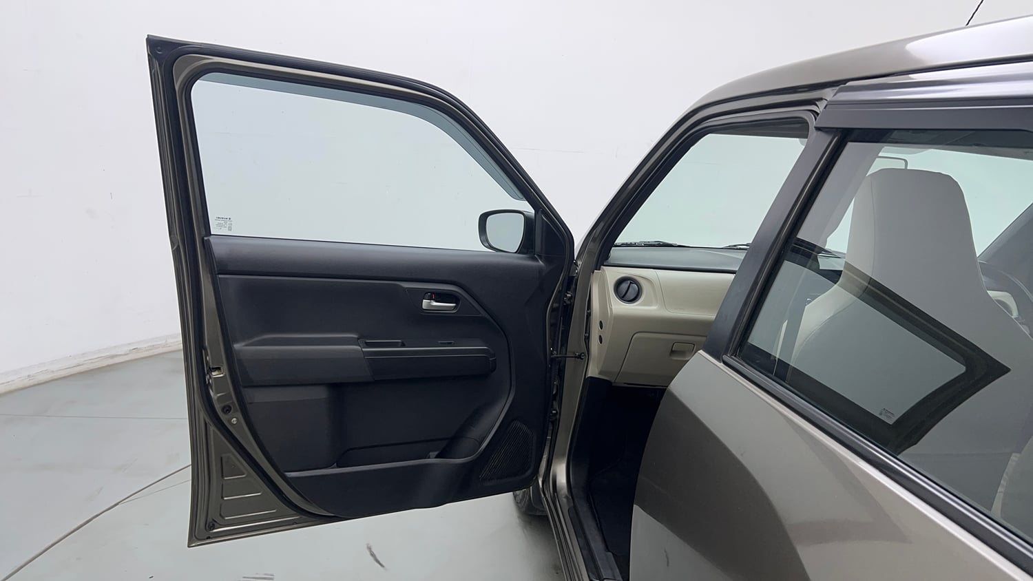 Used 2019 Maruti Suzuki Wagon R VXi (O) 1.2 AMT Petrol Automatic interior LEFT FRONT DOOR OPEN VIEW