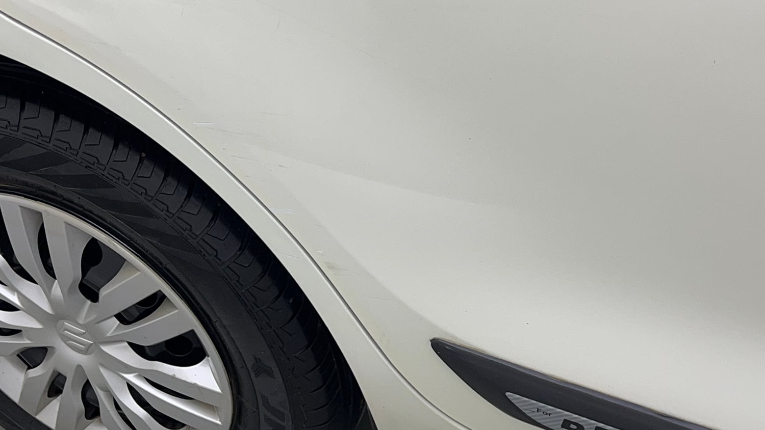 Used 2021 Maruti Suzuki Dzire VXi Petrol Manual dents MINOR DENT