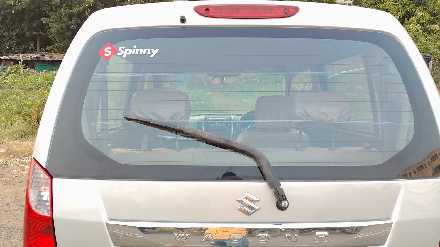 Used 2013 Maruti Suzuki Wagon R VXI Petrol Manual top_features Rear wiper