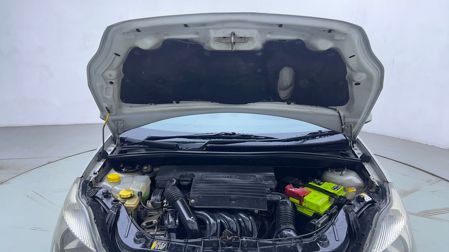 Used 2012 Ford Figo Duratec Petrol ZXI 1.2 Petrol Manual engine ENGINE & BONNET OPEN FRONT VIEW