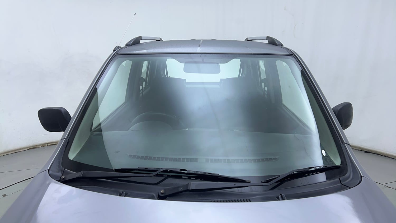 Used 2012 Maruti Suzuki Wagon R 1.0 LXi CNG Cng Manual exterior FRONT WINDSHIELD VIEW