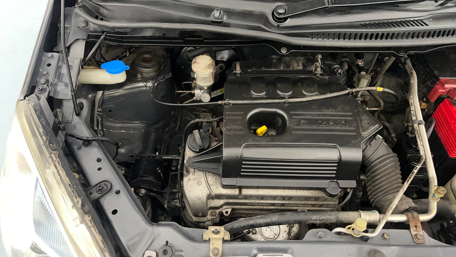 Used 2015 Maruti Suzuki Wagon R VXI Petrol Manual engine ENGINE RIGHT SIDE VIEW
