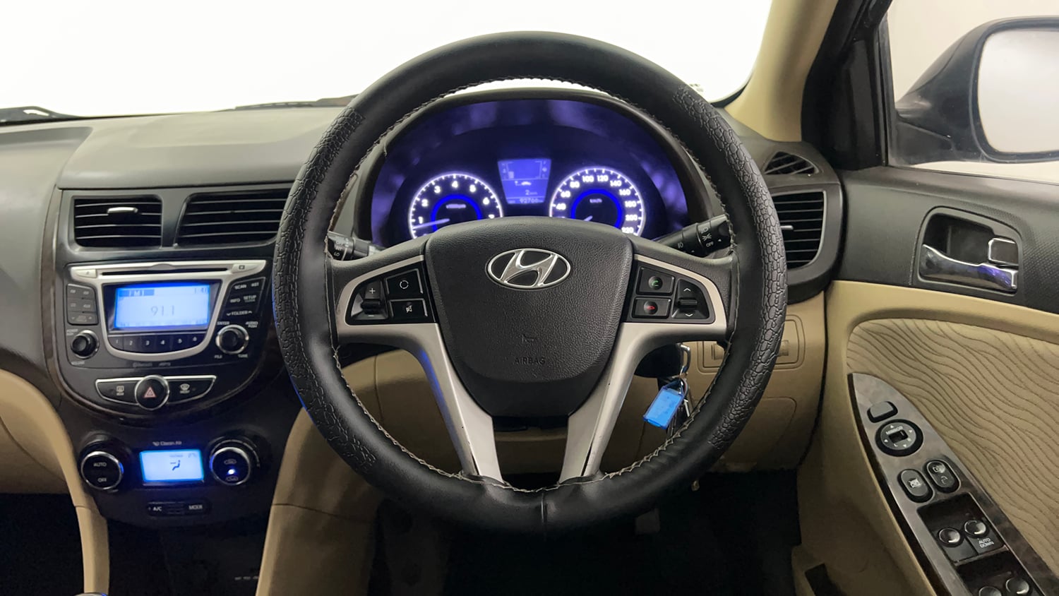Used 2013 Hyundai Verna Fluidic 1.6 VTVT SX Petrol Manual interior STEERING VIEW