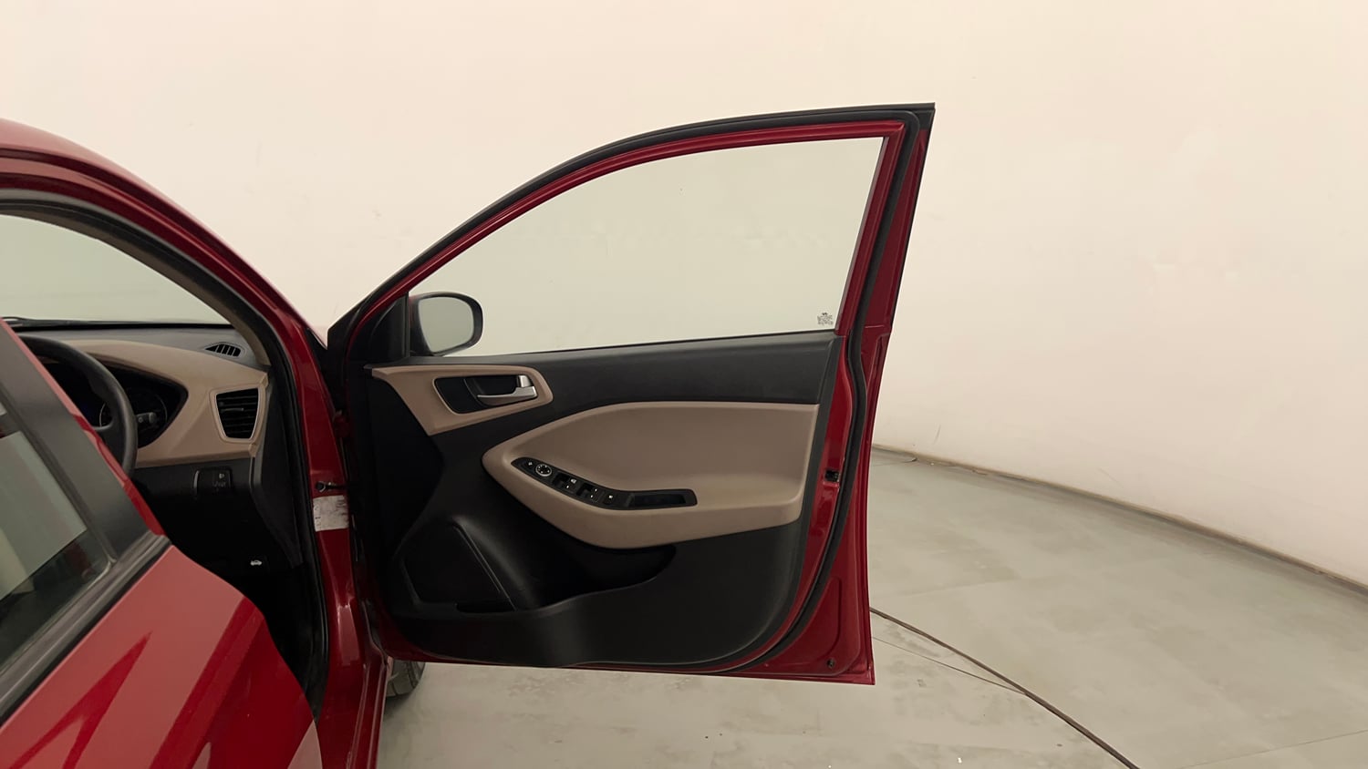 Used 2019 Hyundai Elite i20 Sportz Plus 1.2 Petrol Manual interior RIGHT FRONT DOOR OPEN VIEW