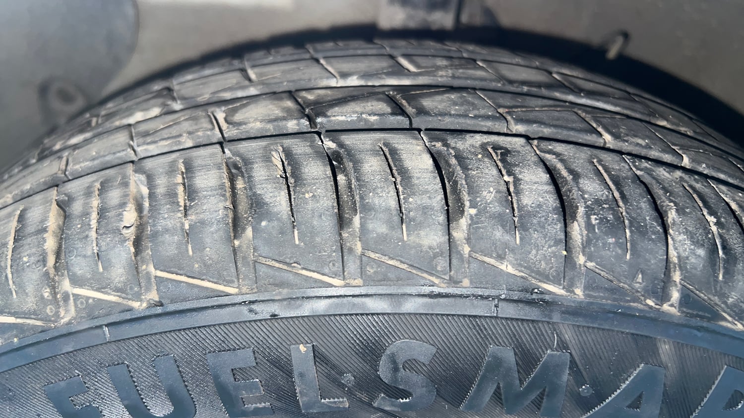 Used 2022 Hyundai Grand i10 Nios Magna AMT 1.2 Kappa VTVT Petrol Automatic tyres LEFT FRONT TYRE TREAD VIEW